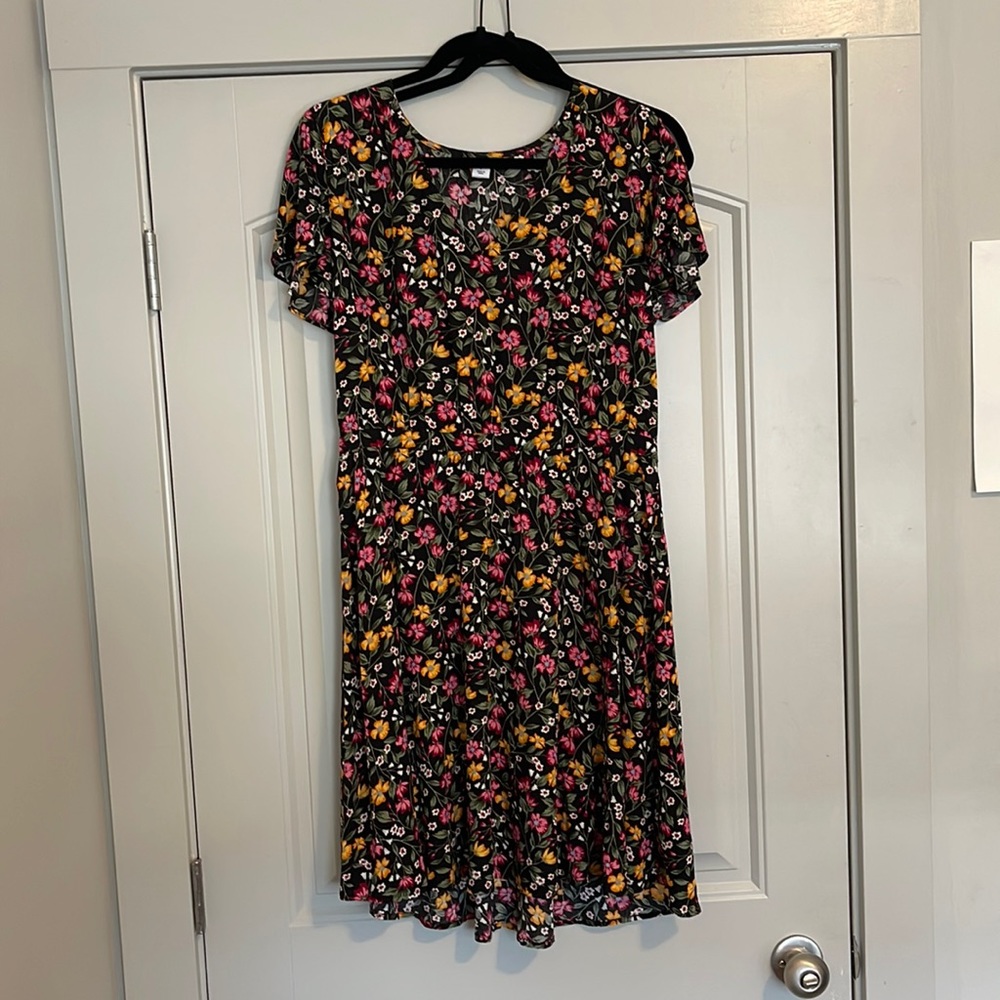 L V neck summer dress